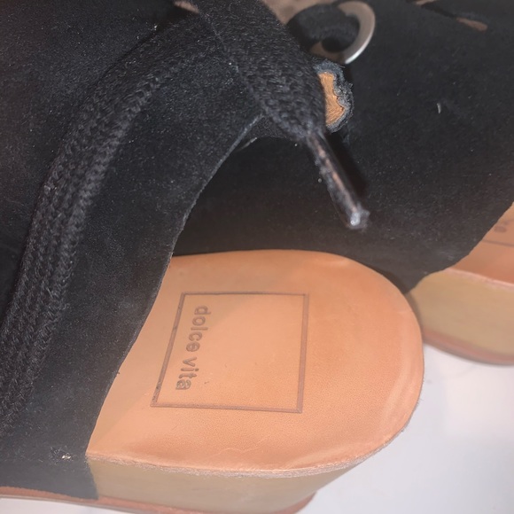 Dolce Vita Sandals - Picture 4 of 4